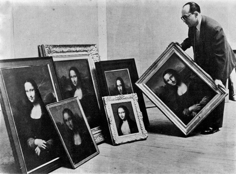 black and white many framed Mona Lisa